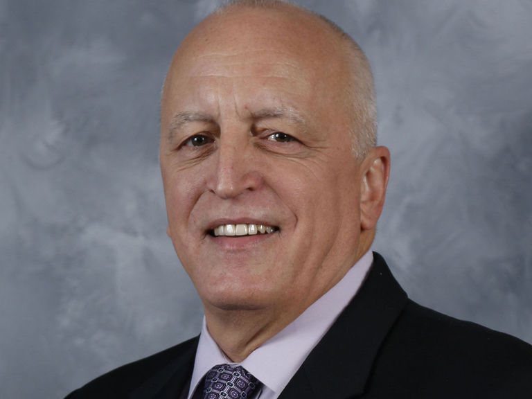 Stars' voice Strader to call 5-game homestand amid cancer fight ...