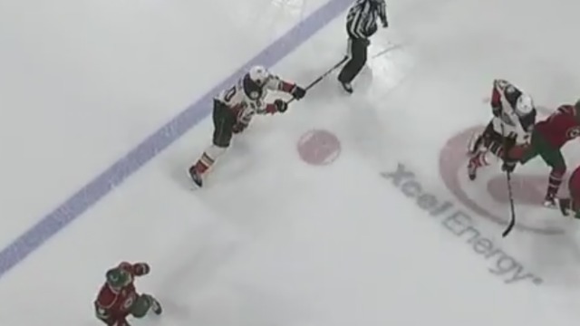 Ducks' Vermette gets game misconduct for slashing linesman, could be suspended