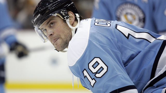 Report: Former NHLer Mike Comrie under investigation for rape