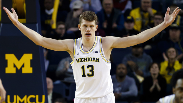Fueled by Nowitzki meeting, Michigan's Wagner torches Wisconsin