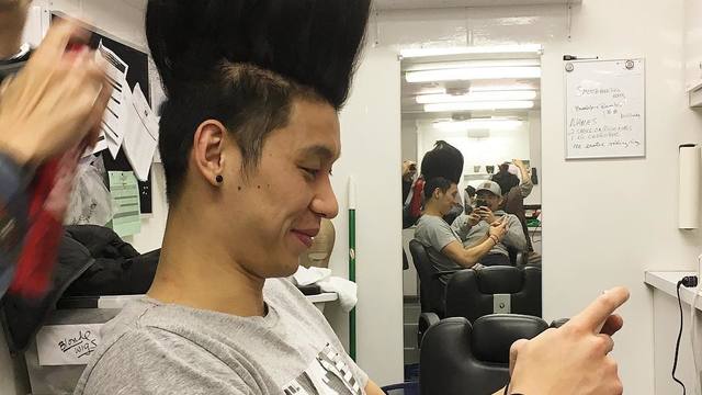 Jeremy Lin unveils Jimmy Neutron haircut