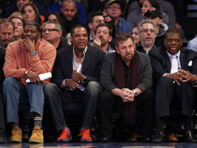 Oakley 'can't respect' former Knicks who sat with Dolan at MSG