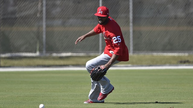 Watch: Fowler needs help finding field on 1st day at Cardinals camp