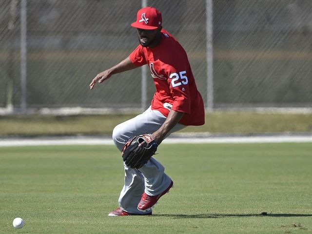 Watch: Fowler needs help finding field on 1st day at Cardinals camp