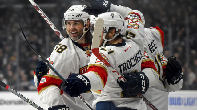 Jagr not done with Howe: 'I'm going to pass him for most points after 50'