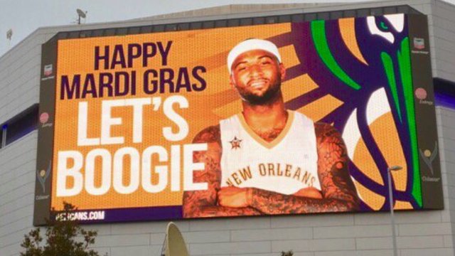 Let's Boogie: Pelicans welcome Cousins with billboard