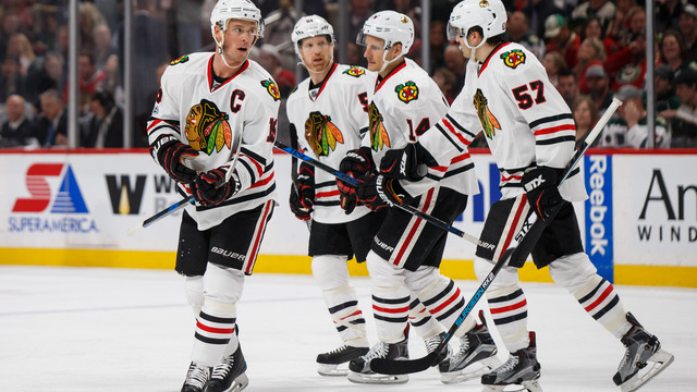 Toews nets 5 points as Blackhawks down Wild