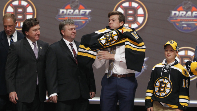 Bruins' McAvoy to make NHL debut in Game 1