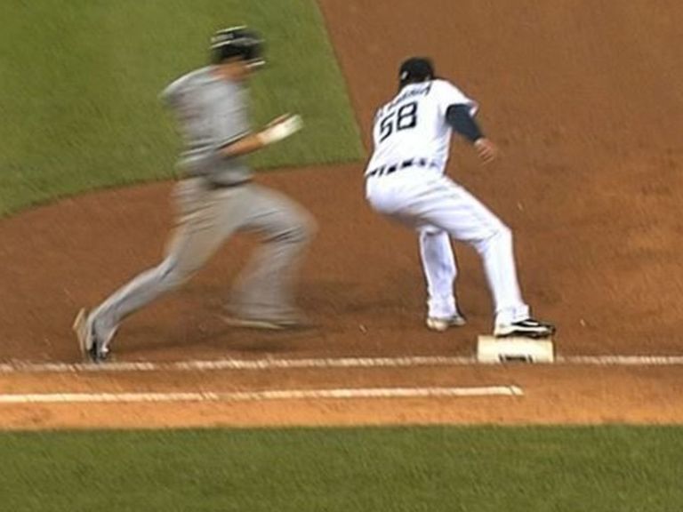 Remembering Joyce's blown call that cost Galarraga's perfect game