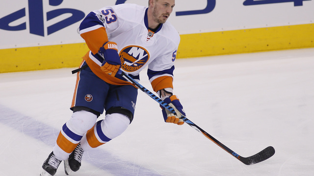 Report: Islanders' Cizikas to miss 4 weeks with injury