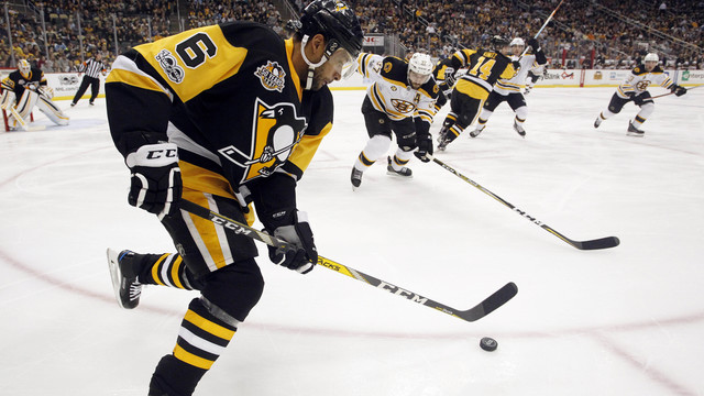 Penguins' Daley out 6 weeks following knee surgery