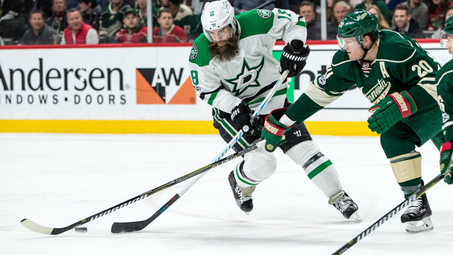 Eaves awoken from pregame nap by call informing him he'd been traded