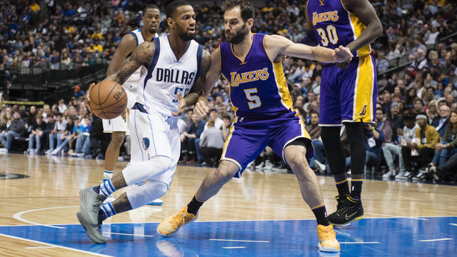Report: Lakers exploring buyout with Calderon