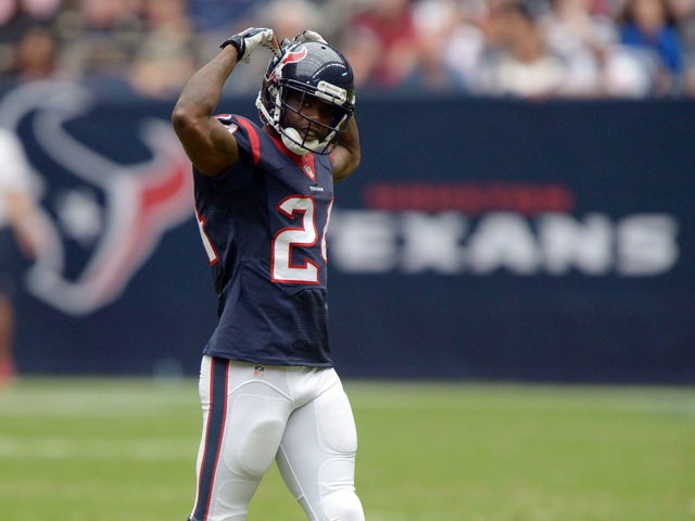 Report: MRI reveals Texans' Joseph escaped major injury