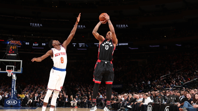 Watch: DeRozan breaks Knicks hearts with game-winning fadeaway