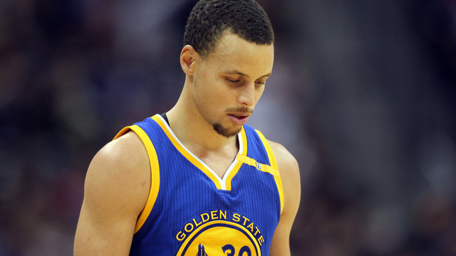 Curry ties NBA record for worst 3-point shooting night