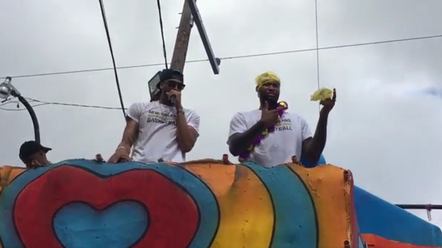 Boogie wears panties as hat in Mardi Gras parade with Davis