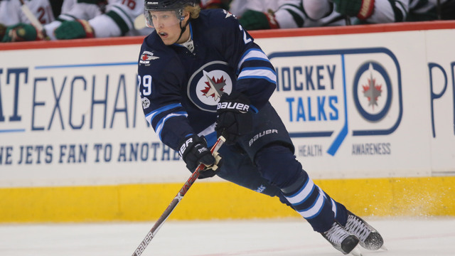 Watch: Laine retakes rookie scoring race with 31st goal