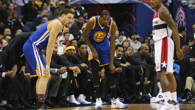 Injury ends Durant's incredible double-digit scoring streak