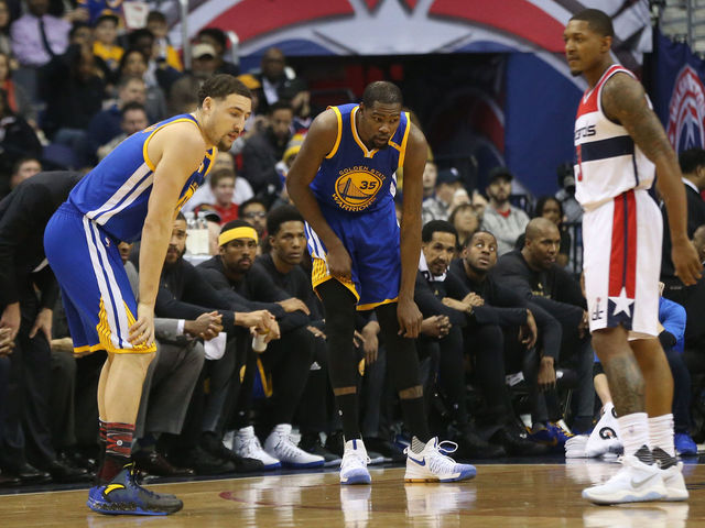 Injury ends Durant's incredible double-digit scoring streak