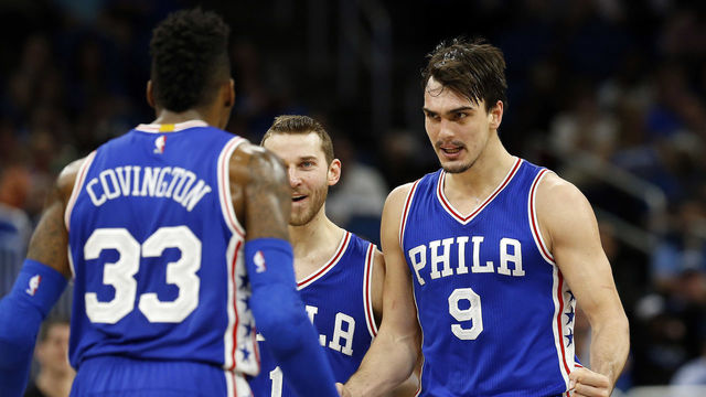 Watch: Covington redeems stupid foul by forcing OT on last-second shot