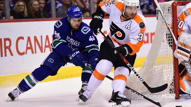 Streit returns to Canadiens on 1-year deal