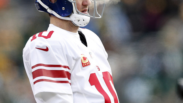 Giants claim email linking Manning to memorabilia fraud 'taken out of context'