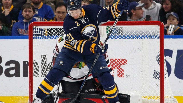 Sabres' Okposo week to week with rib injury
