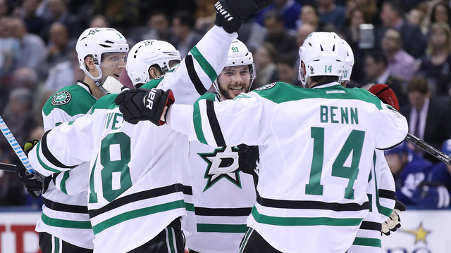 Watch: Seguin, Benn open scoring with tic-tac-toe goal