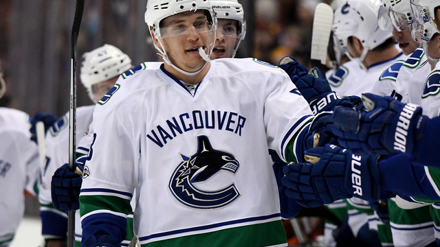 Horvat continues to carve out place in Canucks history with 20th goal