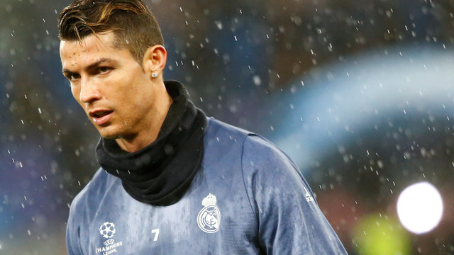 Ronaldo returns to starting XI for Napoli showdown