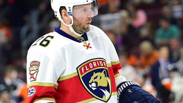 Watch: Vanek wires in 1st as a Panther