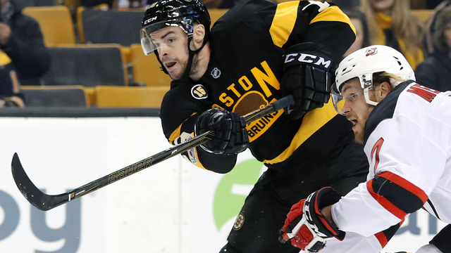 Watch: Drew Stafford roofs 1st goal with Bruins