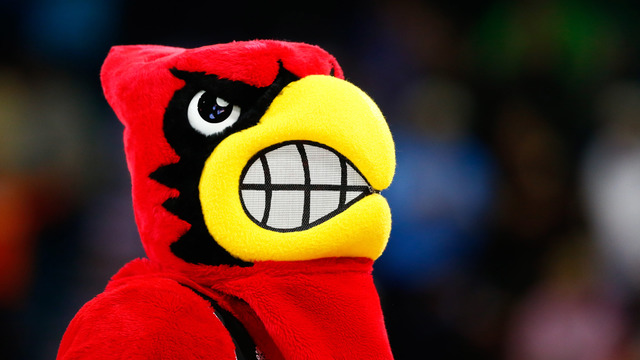 Louisville president: Pitino, AD Jurich placed on administrative leave