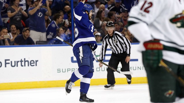 Kucherov hits 30-goal plateau for 2nd straight season