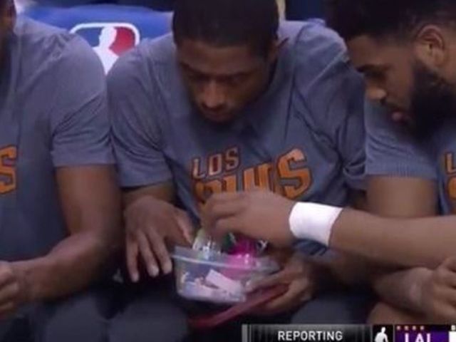 Suns play trick or treat on bench during Lakers game