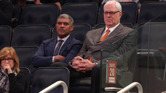 Report: Jackson teaches Knicks guards triangle ahead of team workout
