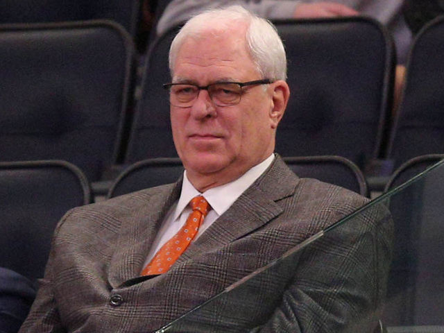 Report: Jackson teaches Knicks guards triangle ahead of team workout
