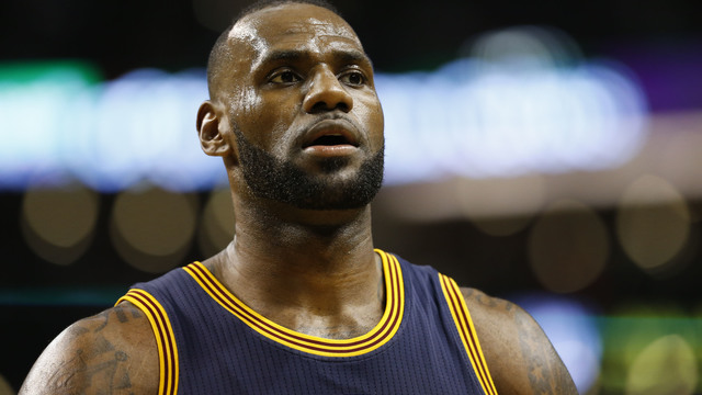 LeBron warns LaVar Ball: 'Keep my kids' name out of your mouth'