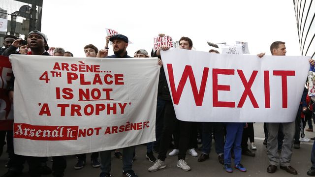 Wexit: Arsenal fans use awful pun in anti-Wenger protest