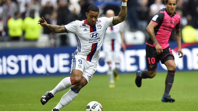 Watch: Lyon's Depay wins Goal of the Season for long-distance welly