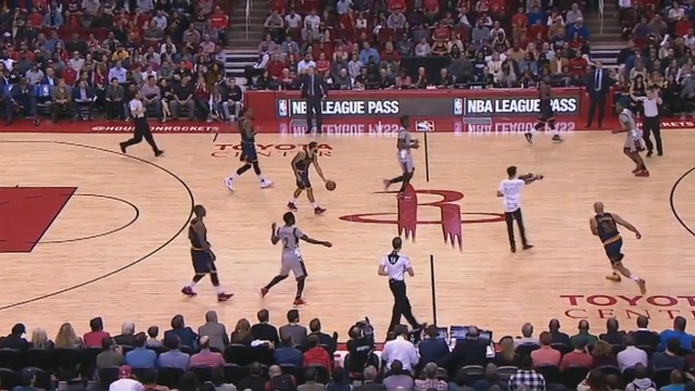 Fan enters court during Rockets-Cavs game, briefly eludes security
