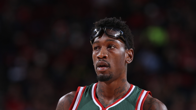 Cavaliers officially sign Larry Sanders