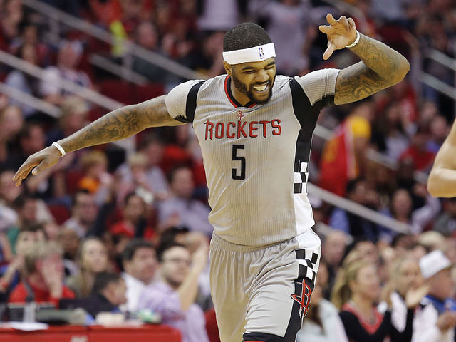 Report: Cavaliers discussed deal with Josh Smith