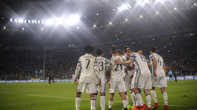 Juventus eases past 10-man Porto to book quarter-final berth