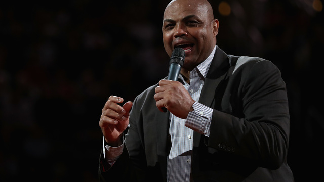 Barkley uncomfortable with Thomas crying pregame: 'That's not a good look'