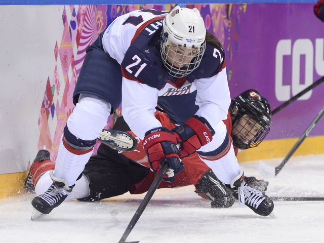 Hilary Knight: 'I kind of dare' USA Hockey to go to worlds without us