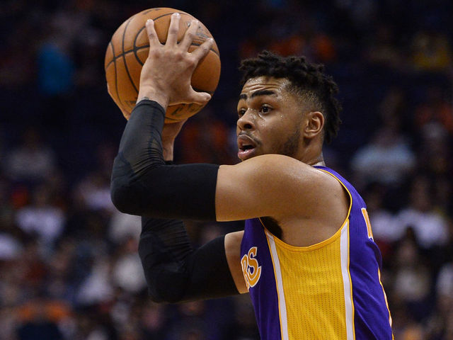 D'Angelo Russell has dubious line in loss to Rockets