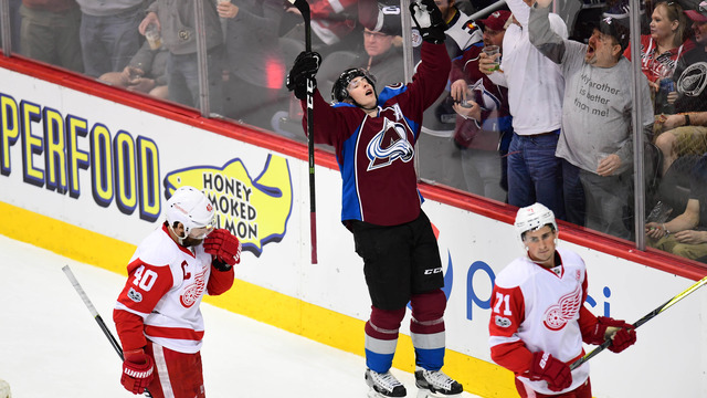 Watch: Duchene looks skyward after ending 11-game goal drought