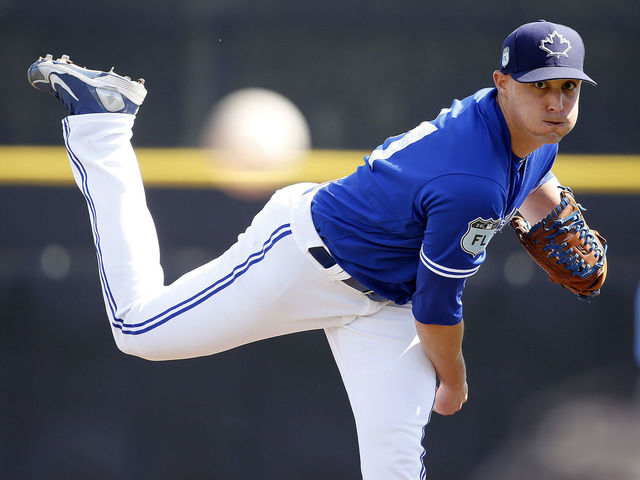 Sanchez 'ready to go' despite finger blister